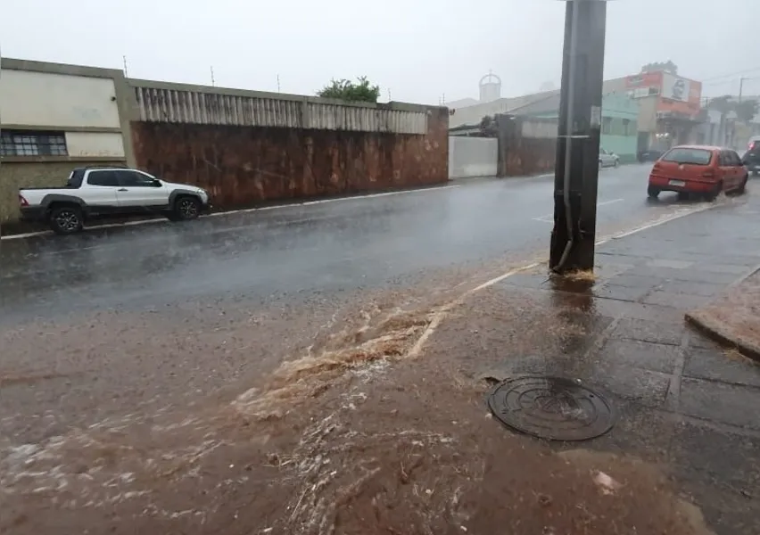 Chove em Ponta Grossa depois de 22 dias de seca