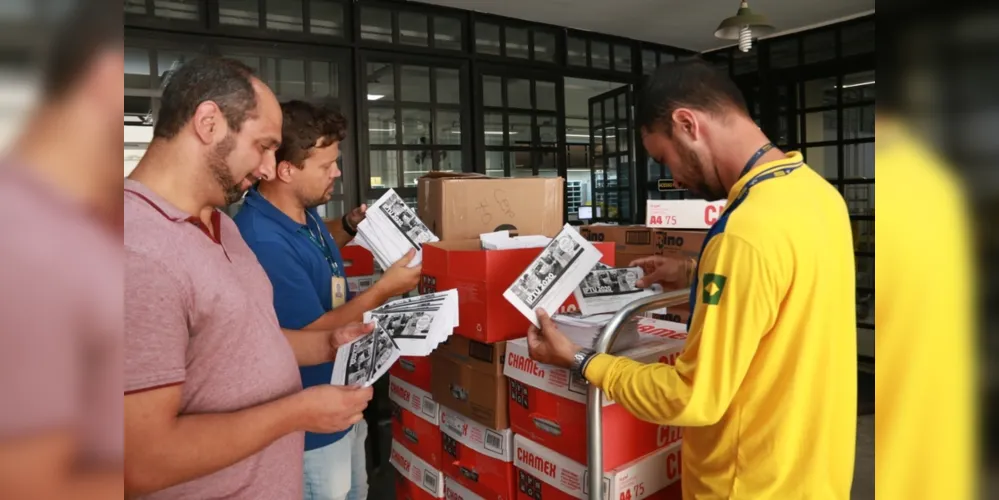 A maior parte dos 159 mil boletos gerados foram entregues pela gráfica na agência central dos Correios em Ponta Grossa