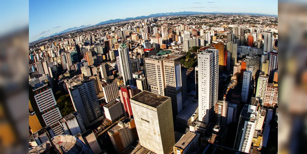 Em Curitiba serão leiloados 3 casas, 3 apartamentos, 2 sobrados, 1 terreno