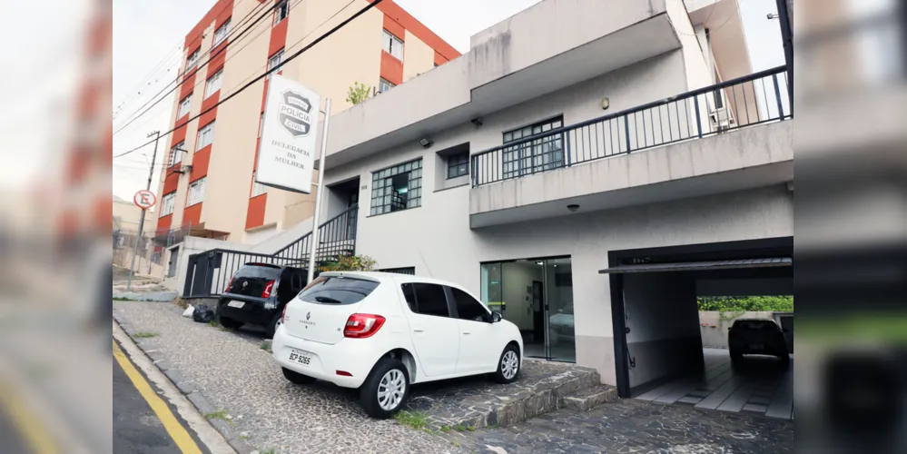 Delegada Claudia Krüger, chefe da Delegacia da Mulher, confirmou a prisão preventiva na manhã desta segunda-feira (04)
