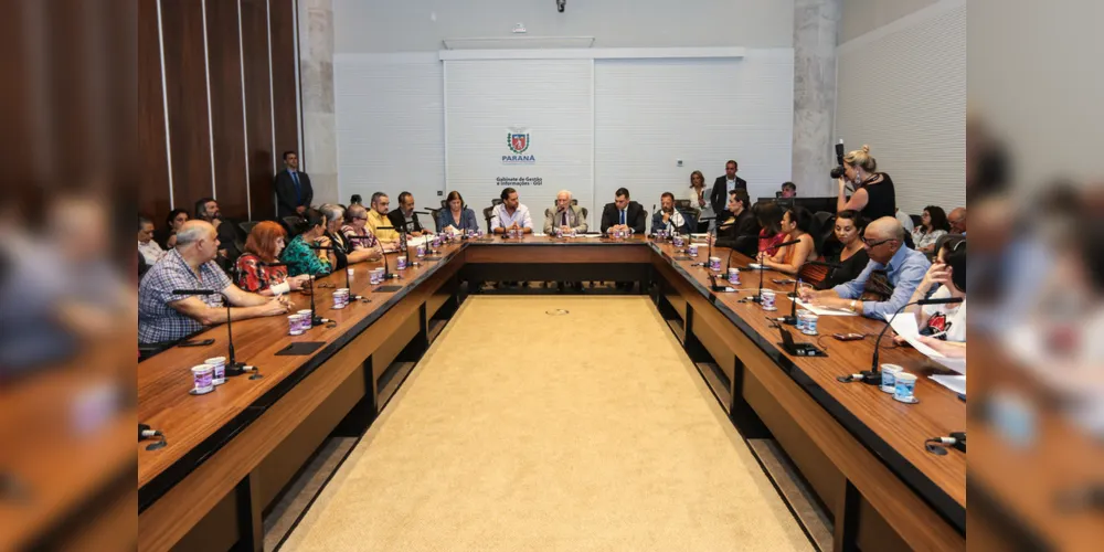 Imagem ilustrativa da imagem Estado discute com classe artística e cultural política para o setor