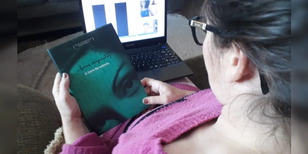Imagem ilustrativa da imagem Em PG, Clube de Leitura realiza encontro virtual neste sábado