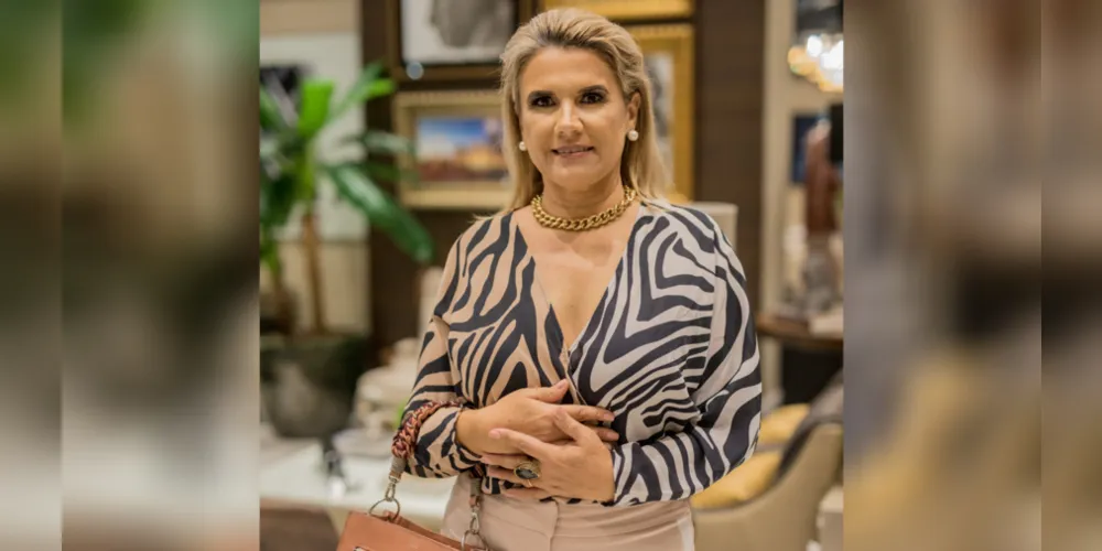 FELICITAÇÕES - A dinâmica empresária Marina Sacchi reserva a terça-feira (23), para receber as felicitações pela troca de idade. Da coluna RC os votos de felicidades infinitas
