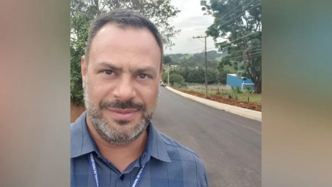 NOVO CICLO - Na intimidade familiar o Secretário Municipal de Planejamento Celso Sant’Anna, celebrou a passagem de seu na última sexta-feira (24). Celso que vem desenvolvendo um excelente trabalho em sua secretaria, sempre atendendo as necessidades da nossa comunidade. Da coluna RC os votos de êxito em sua caminhada