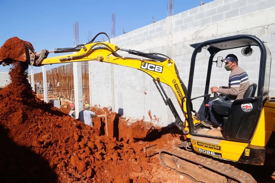 Obras da nova cadeia de PG fomentam a economia