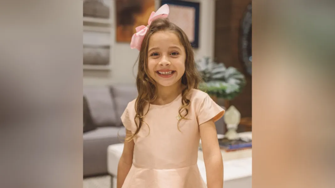 BDAY - A doce Maria Valentina Albuquerque, filha do casal Vinicius Albuquerque e Maria Luiza Weiber, recebeu os cumprimentos pela passagem de seu aniversário na última semana. Da coluna RC os votos de alegrias e realizações