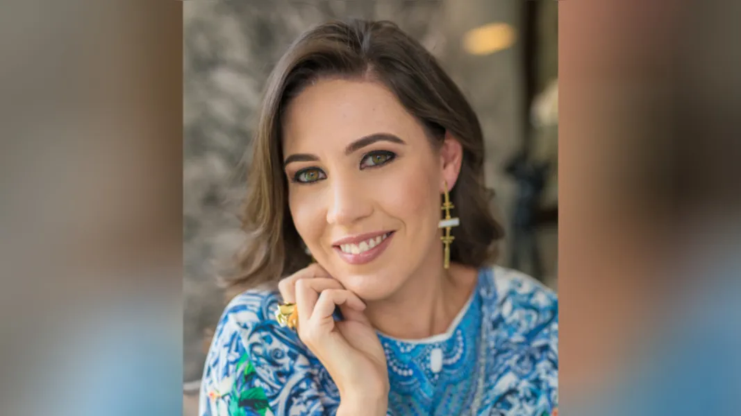 TROCA DE IDADE – A empresária Ana Paula Moro Gregorczyk celebrará as felicitações pela troca de idade nesta sexta-feira (4). Da coluna RC os votos de alegrias e sucesso