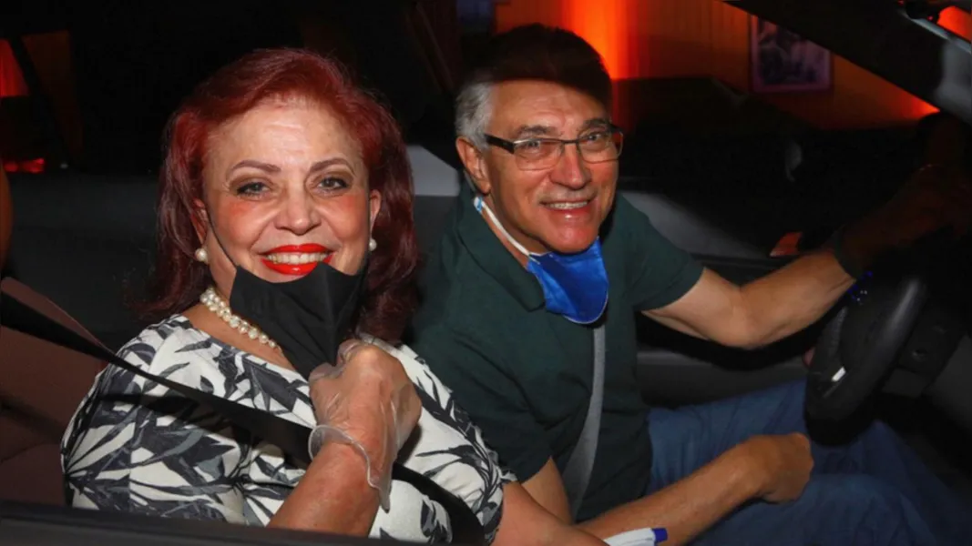 Iclea e Irapuan Cunha