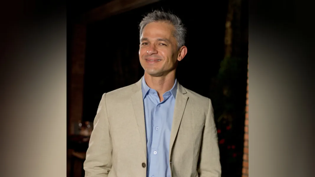 “Ponta Grossa é uma cidade que nos acolheu carinhosamente. As pessoas, a estrutura e desenvolvimento, a qualidade de
vida e a natureza exuberante nos conquistam a cada dia!”
Rodrigo Bressan
Diretor Industrial da Heineken Brasil Ponta Grossa 