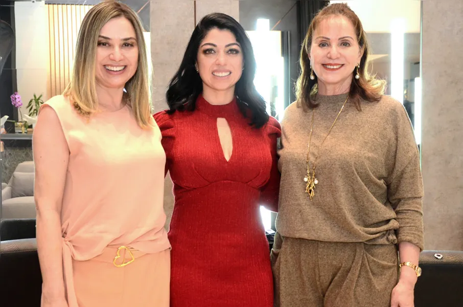 Nayara Nastas Gravina, Vanessa de Morais Ferreira e Nildete Nastas Acras
