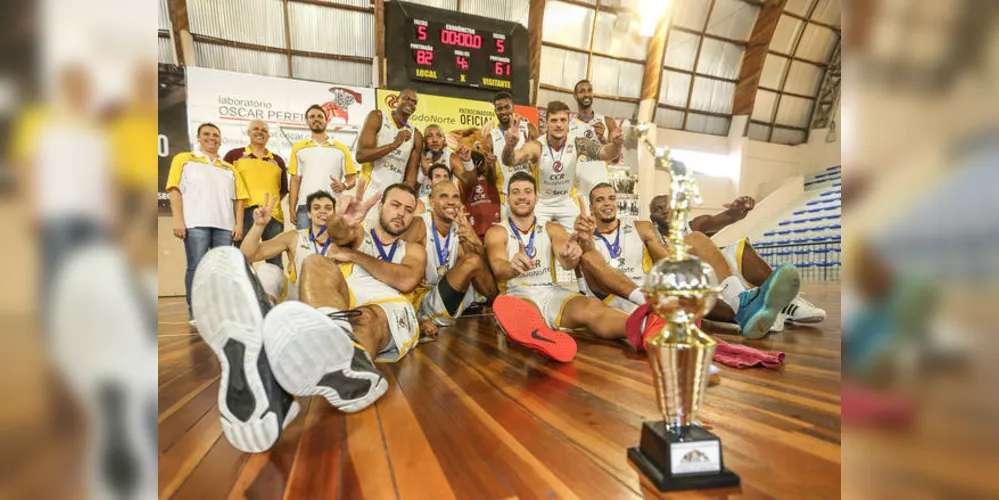 Equipe de Ponta Grossa abre temporada com a conquista de título