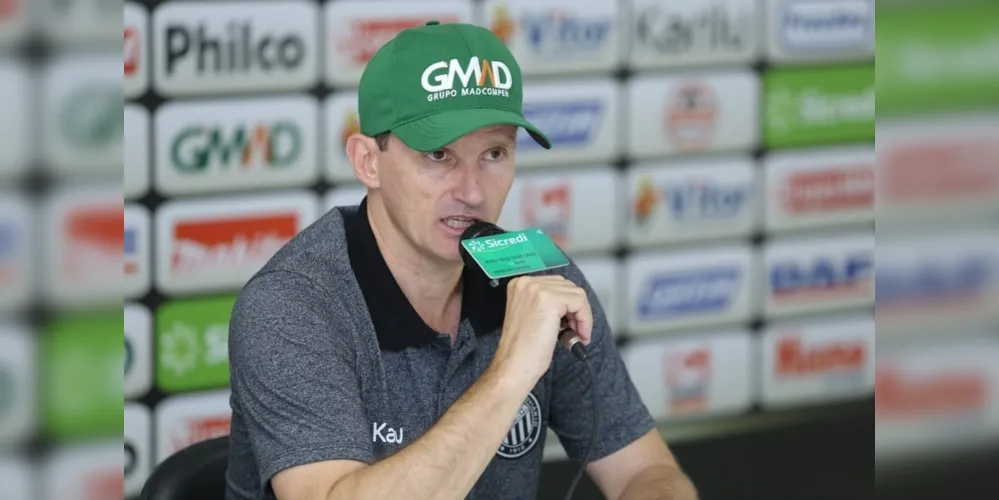 Treinador está confiante com o rendimento da equipe nestas cinco primeiras rodadas.