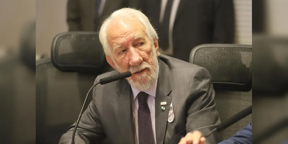 Piana participou da live de debates do Portal aRede e JM