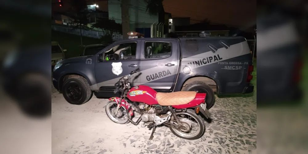 Rapaz foi conduzido à 13ª Subdivisão Policial depois de ser flagrado fazendo manobras perigosas com moto