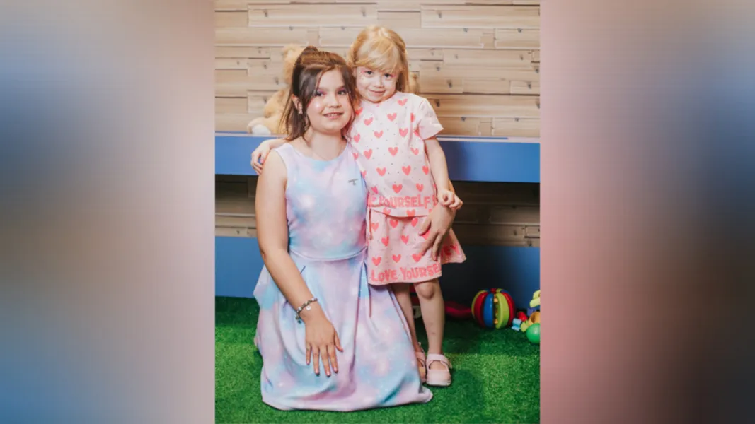 Maria Clara Alves Degraf e Valentina Alves Veríssimo