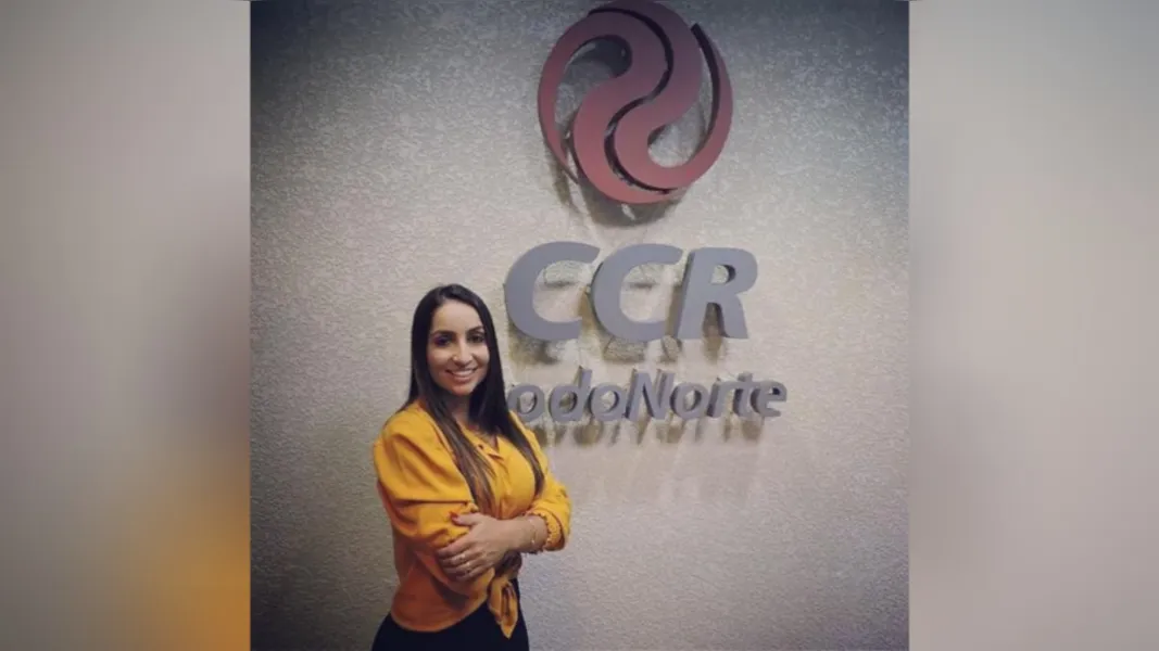 FELICITAÇÕES - A jornalista Josy Tibério recebe as felicitações pela passagem de seu aniversário nesta quinta-feira (15). Josy que recentemente assumiu a coordenação de comunicação do grupo CCR Rodonorte.  Da coluna RC os votos de alegrias e sucesso