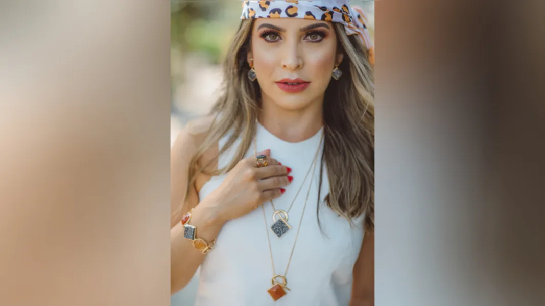 RC Entrevista Laís Fernanda de Castro Pereira Coradassi