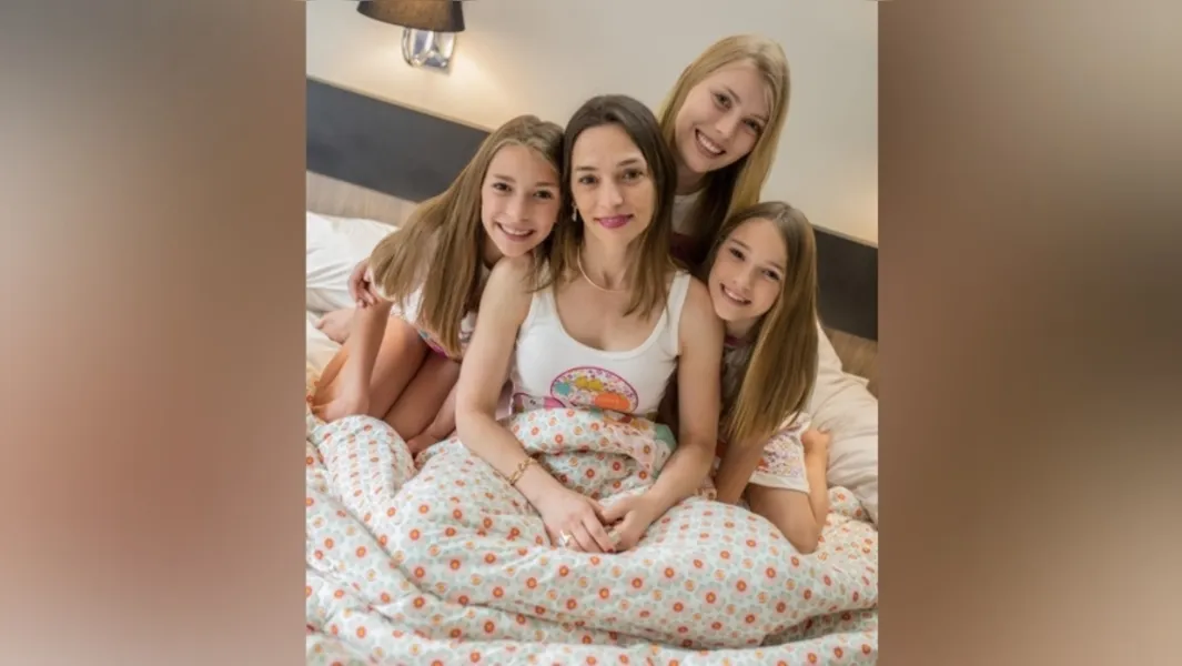 Mariza Kiers e suas filhas Carolina Kiers, Isabella Adriana Kiers e Ana Julia Kiers