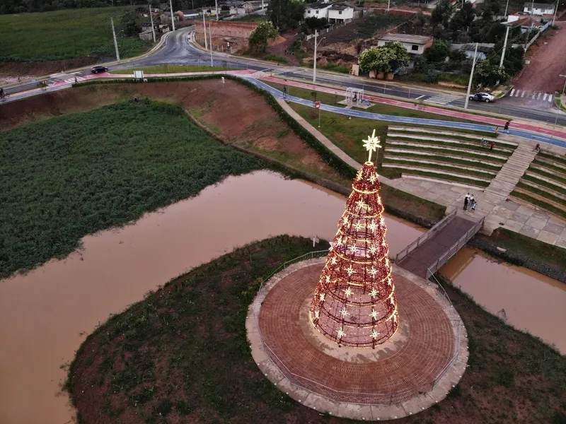 Ponta Grossa entra em clima de Natal; Veja fotos