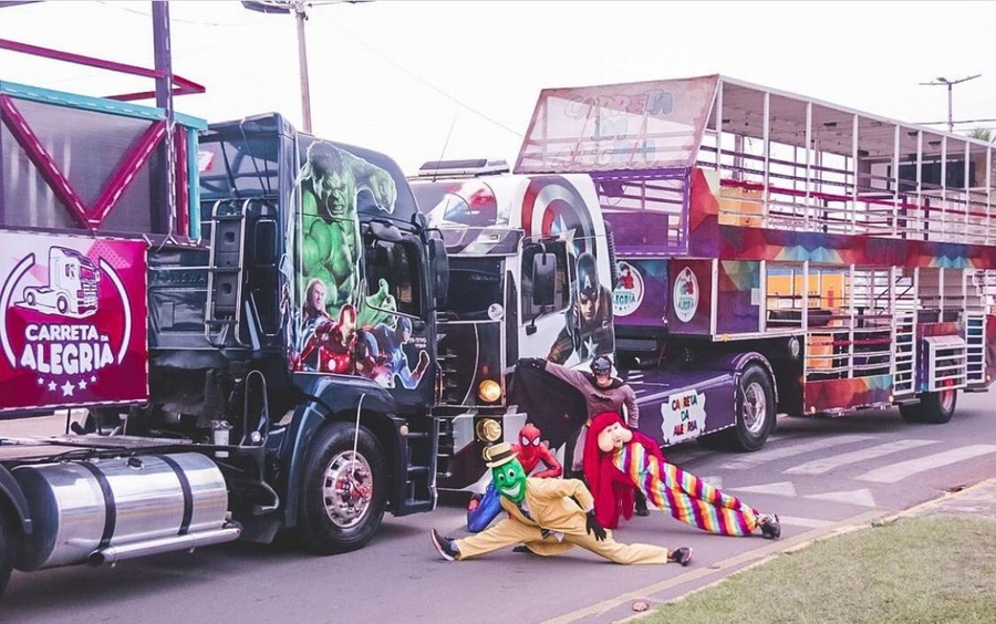 Passando para avisar que hoje, a partir das 18h, tem Carreta da Alegria em  frente o Catalão Shopping📍venha se divertir com os nossos personagens  🥳💥, By Carreta da Alegria TBS