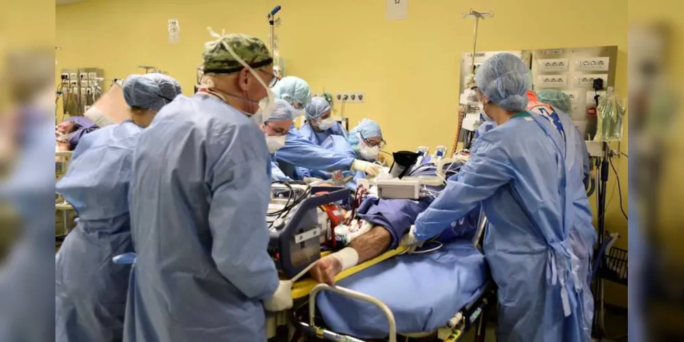Leitos de enfermaria e UTI para pacientes Covid atingiram 100% da sua ocupação no Hospital Regional