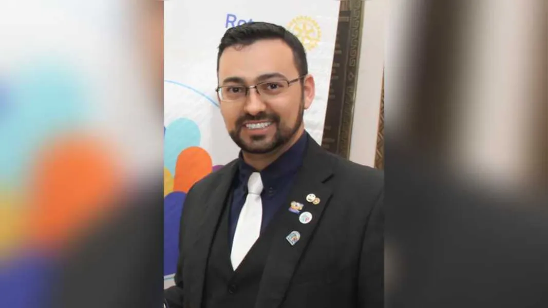 Rhamonn Rangel Cottar recebeu as felicitações pela troca de idade no último domingo (7). Da coluna RC os votos de prosperidade e felicidades