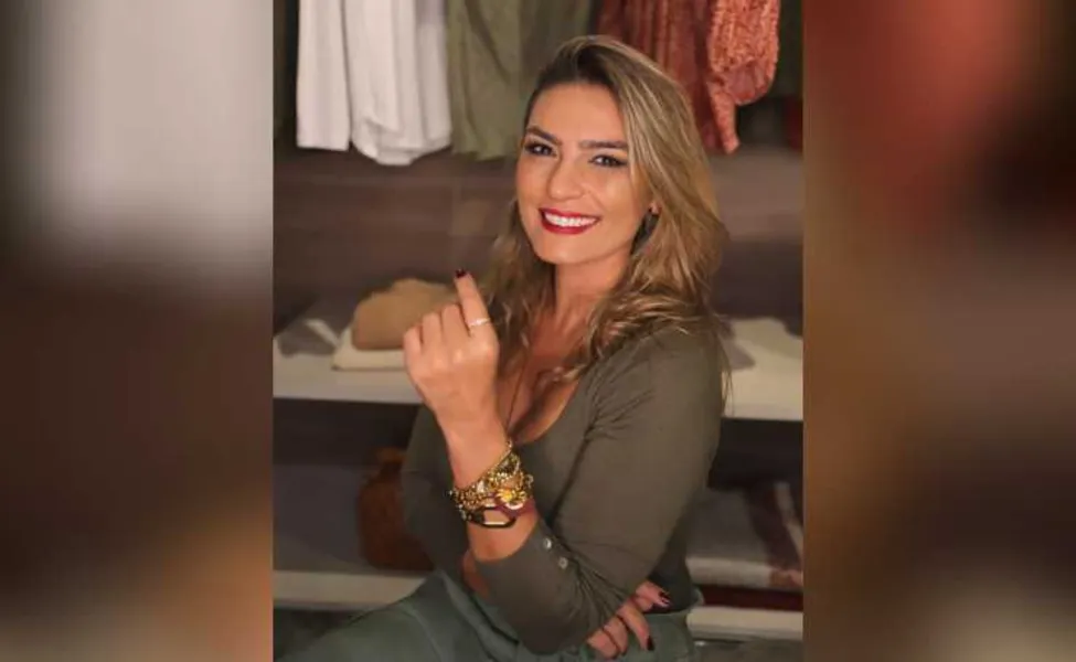Bday - A empresária Helen Rose Nery reserva o sábado (27), para receber os cumprimentos pela troca de idade. Da coluna RC os votos de felicidades infinitas. 