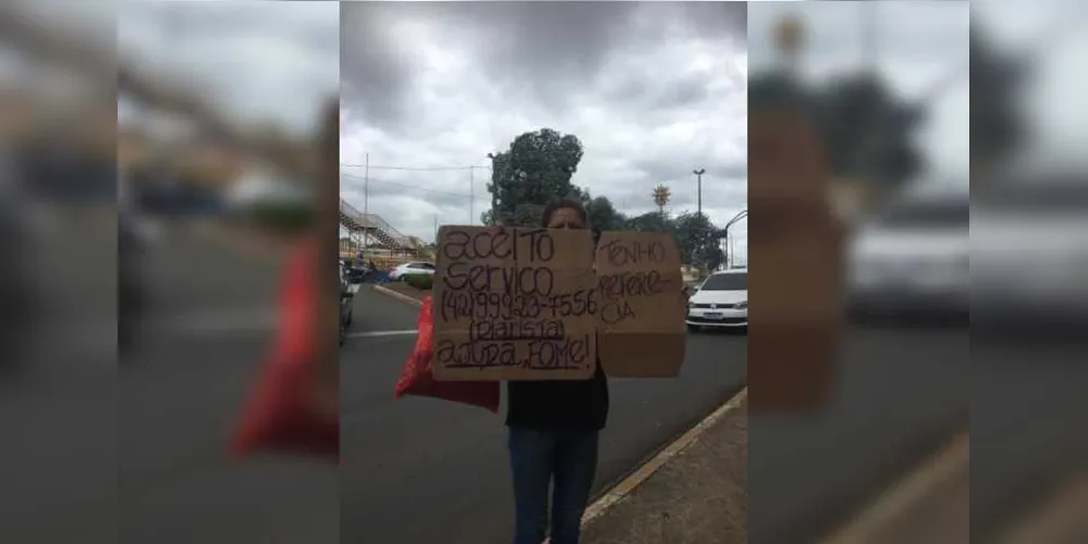 Em menos de 24 horas, a diarista conseguiu uma vaga temporária como auxiliar de serviços gerais