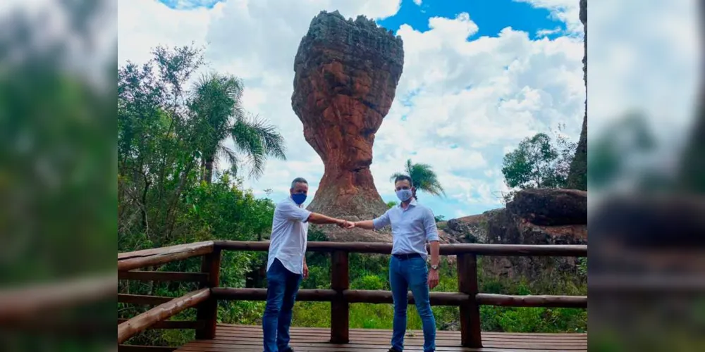 Secretário municipal de Turismo, Paulo Stachowiak, com o gestor da Soul Vila Velha, Leandro Ribas
