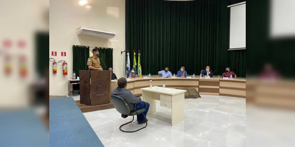 Imagem ilustrativa da imagem Comandante da PM em Jaguariaíva expõe ações na Câmara