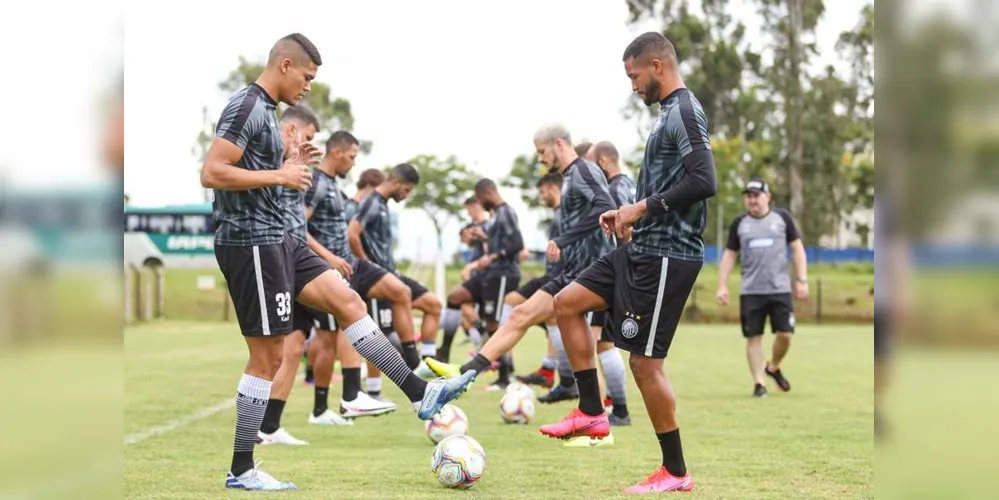 Durante os 10 dias, a equipe ficará concentrada no Centro de Treinamento do Atlético Sorocaba e fará jogos-treino