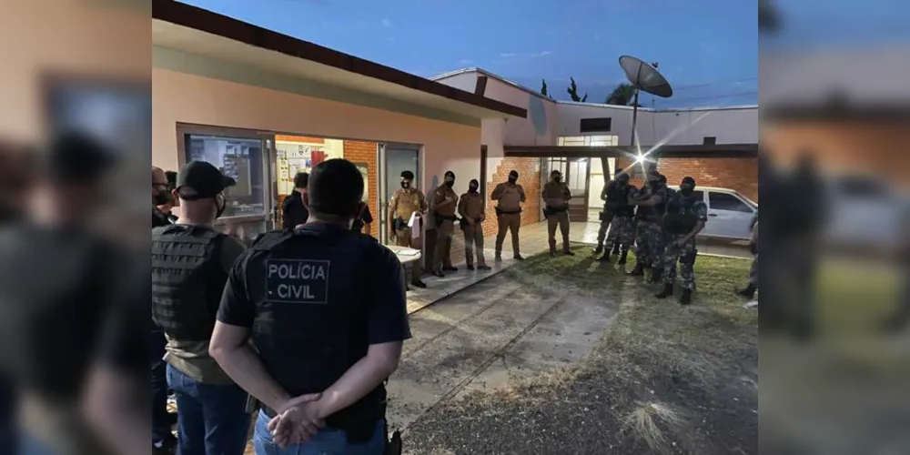 Imagem ilustrativa da imagem Operação prende suspeitos após série de roubos em Carambeí