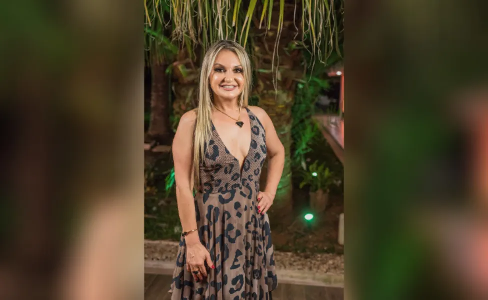 Novo ciclo - A destacada profissional da odontologia Josiane Ribeiro, recebeu as felicitações pela passagem de seu aniversário na última segunda-feira (5). Da coluna RC os votos de prosperidade e sucesso.  