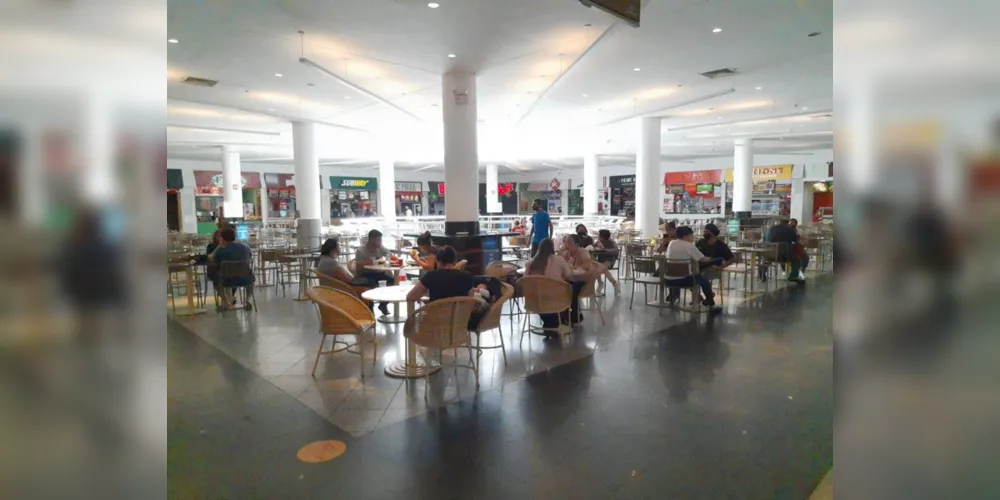 Praça de Alimentação do Palladium Shopping Center de Ponta Grossa volta a funcionar aos domingos