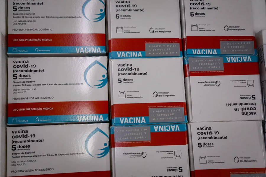 27/07/2021 - Nova remessa de vacinas contra o covid.
Foto Gilson Abreu/AEN