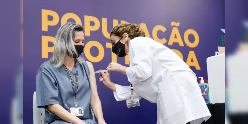Imagem ilustrativa da imagem PG atinge 50% de vacinados com ao menos uma dose