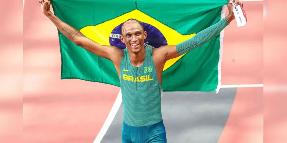 Imagem ilustrativa da imagem Alison dos Santos é bronze nos 400 m com barreiras em Tóquio