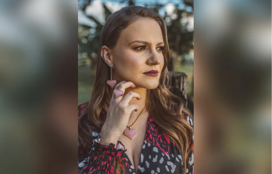 Nilcineia Paulino Guerra receberá as felicitações pela chegada de seu aniversário na próxima segunda -feira (4). Da coluna RC os votos de alegrias e realizações.