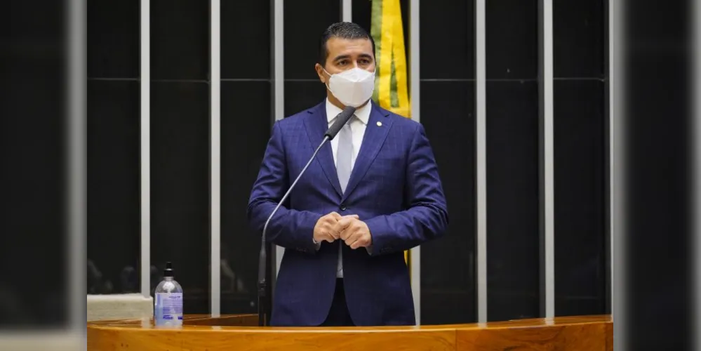 Deputado estadual Luis Miranda (DEM-DF) apresentou um substitutivo.