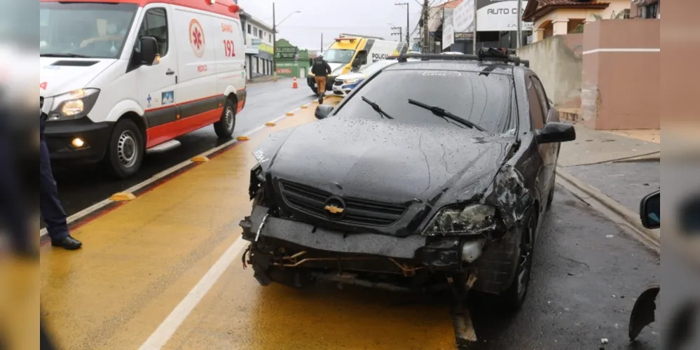 Após o acidente, condutor de um dos Astras pretos envolvidos no acidente teve paralisia nas pernas
