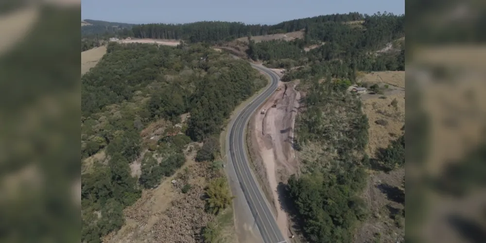 rocedimento é necessário para o avanço dos trabalhos na duplicação da BR 376, a Rodovia do Café, na região de Ortigueira; atividade está prevista para às 14 horas