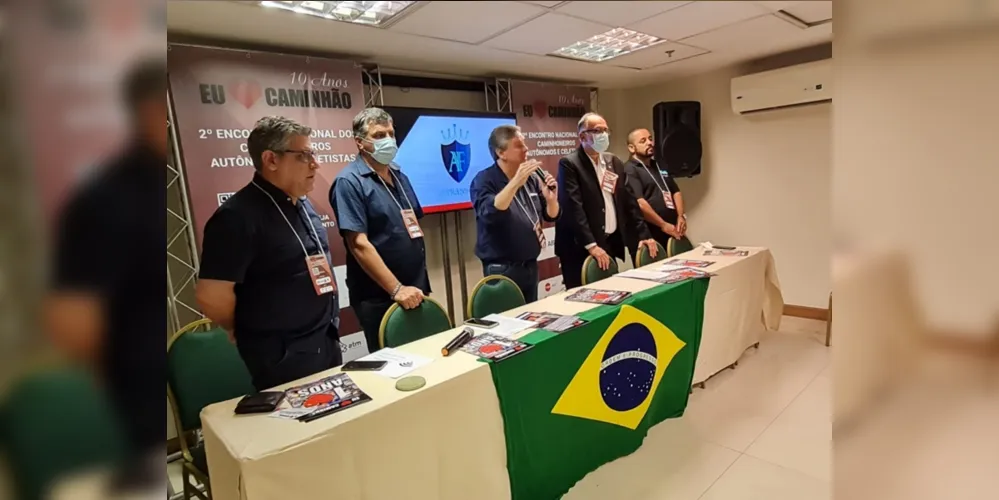 Essa decisão foi aprovada pela categoria em encontro realizado na manhã de sábado (16), no Rio de Janeiro