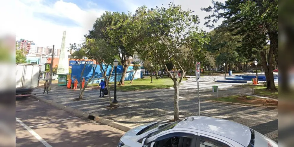 O assassinato foi registrado na manhã de hoje (15) na região central da cidade. 