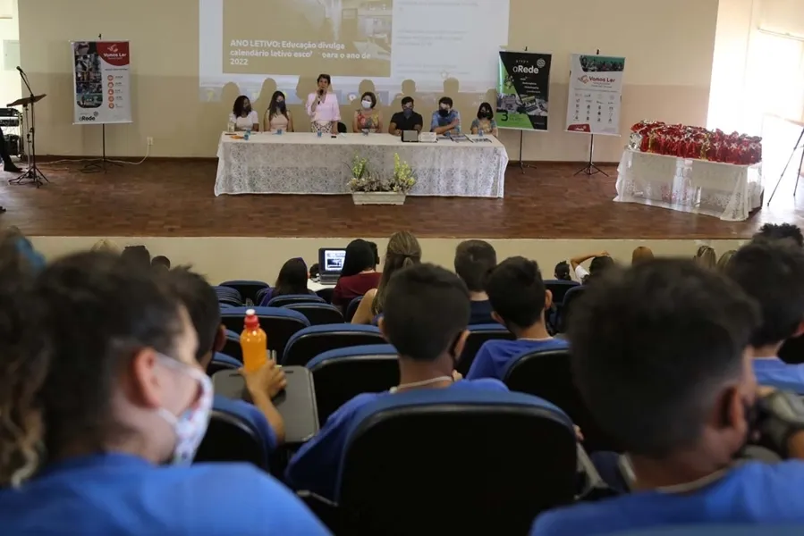Concurso do Vamos Ler premia alunos em Ponta Grossa