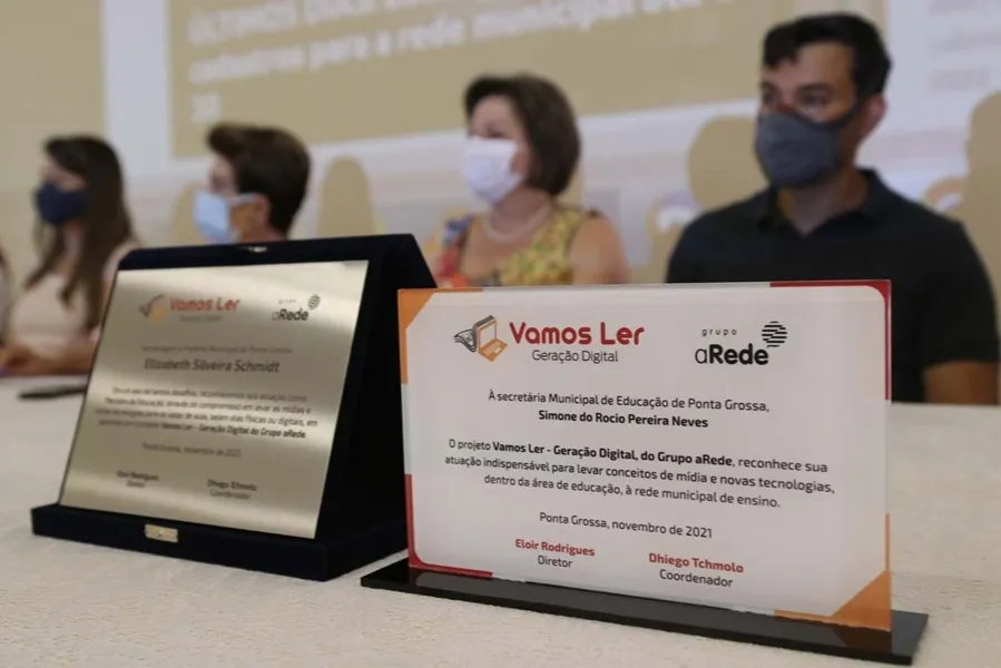 Concurso do Vamos Ler premia alunos em Ponta Grossa