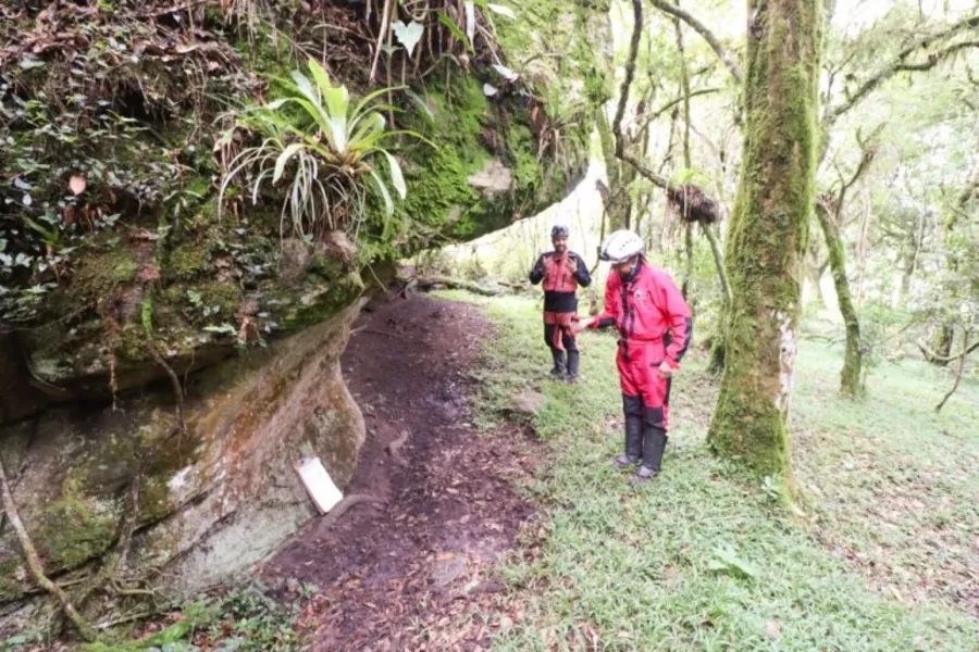 UEPG realiza inventário de sítios arqueológicos