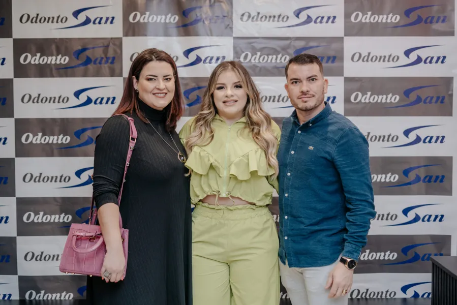 Daiane Peruffo, Jhenifer Claudino e Eduardo Cruz