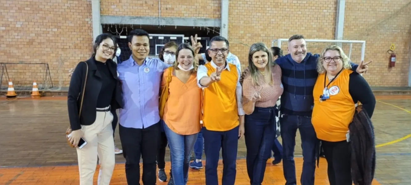 Veja fotos da comemoração da vitória de Sanches Neto