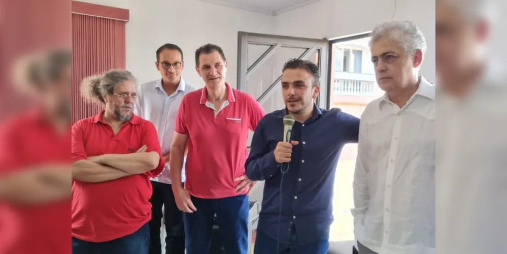 Da esquerda para a direita: Elton, Pietro, Gerveson, Aliel e Péricles de Mello.