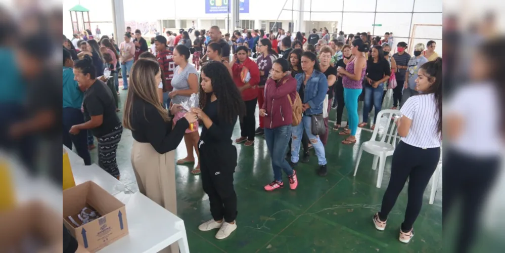 Doces foram arrecadados em ingresso solidário nas apresentações da Semana Bruno e Maria Enei